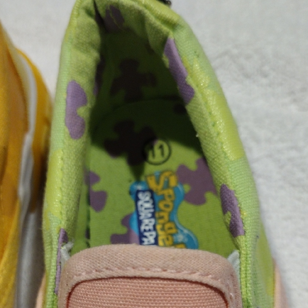 Ground Up,SpongeBob SquarePants Kids Slip-On Shoes - Yellow and Pink - Picture 3 of 7